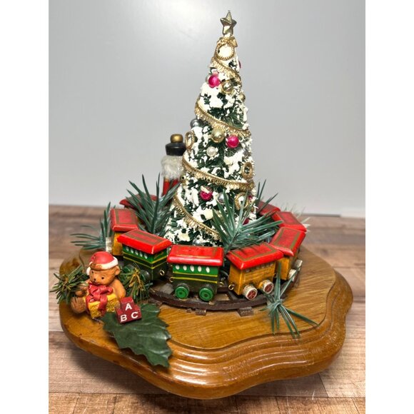 Vintage Schmid Musical Christmas Tree With Train & Nutcracker Figurine 1983 - Picture 3 of 6